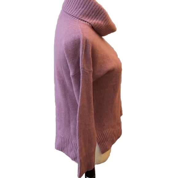 Women’s Cozy Cashmere Blend Sweater , Lilac, Women’s Small, Bartolini Brand EUC - Picture 5 of 8